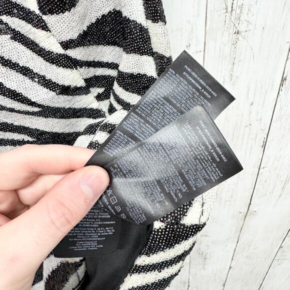 Guess Dress Women Sz Small Black White Zebra Print Full Sequin One Shoulder Mini - Picture 5 of 6